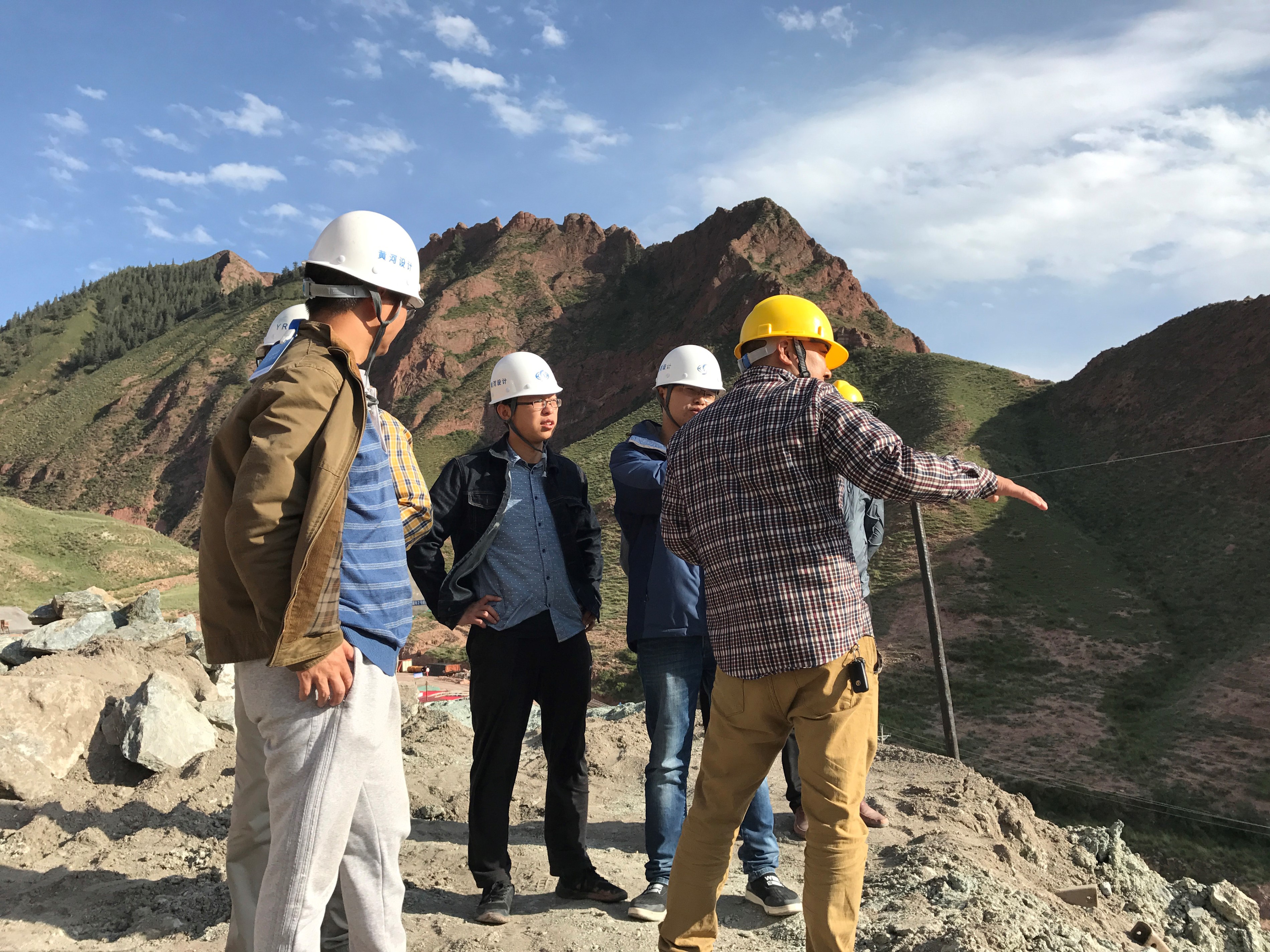 青海省祁连县黄藏寺枢纽工程4号临时道路