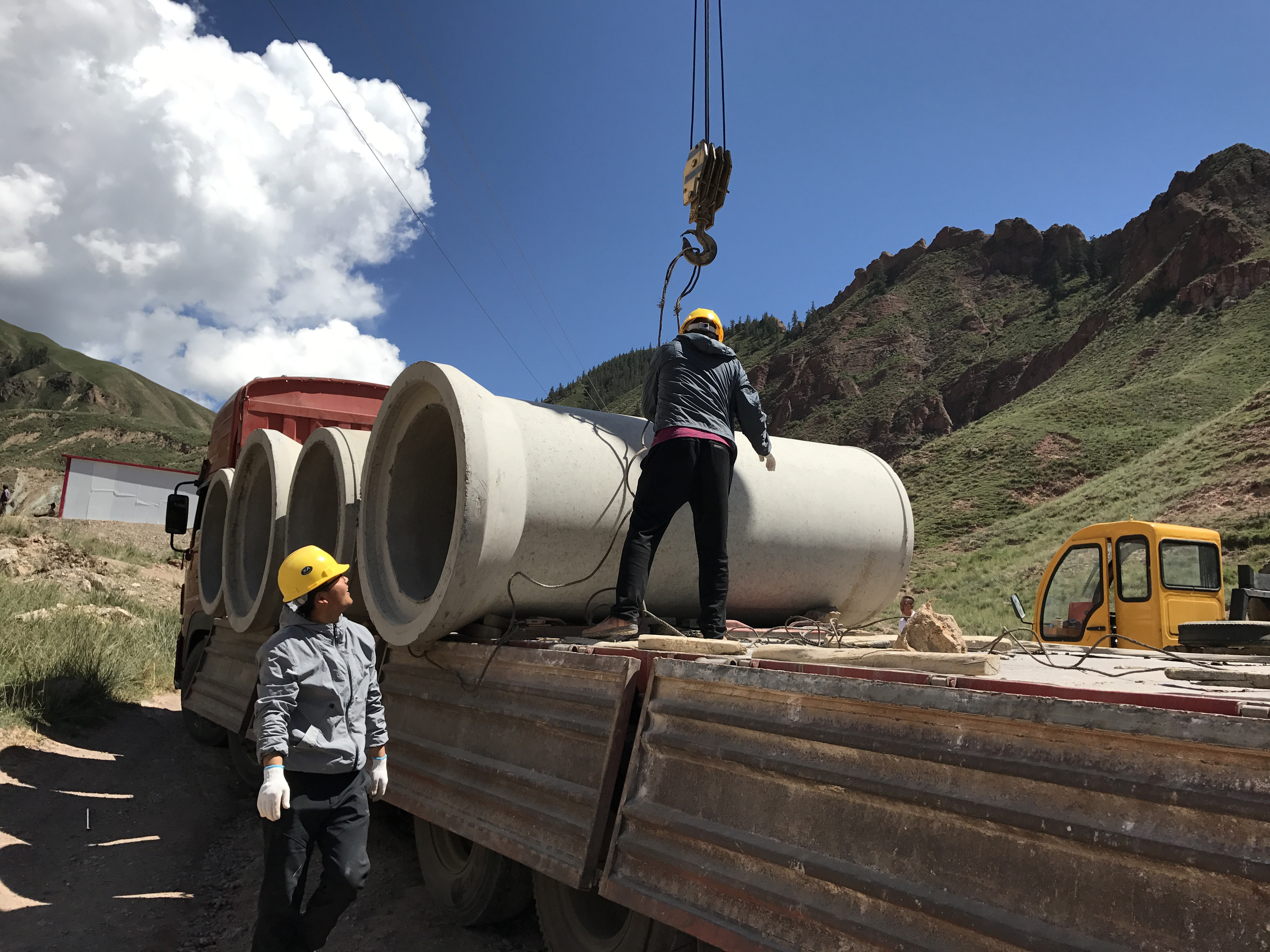 青海省祁连县黄藏寺枢纽工程4号临时道路(图5)